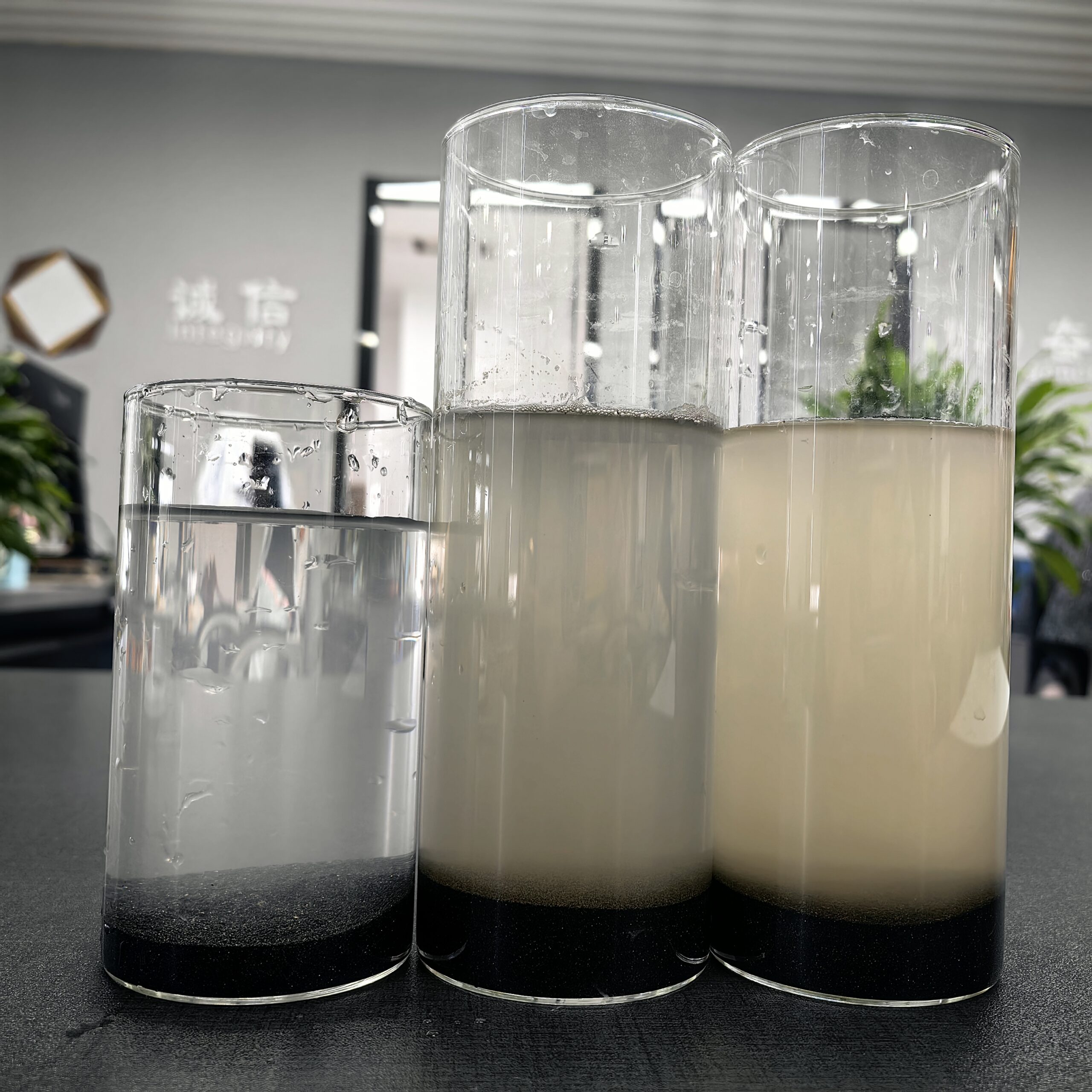 7100d8d59f9946024180efcd5094456